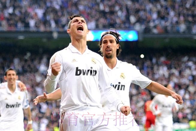 瓦拉内告别皇马致辞：你们是我兄弟我爱你们！